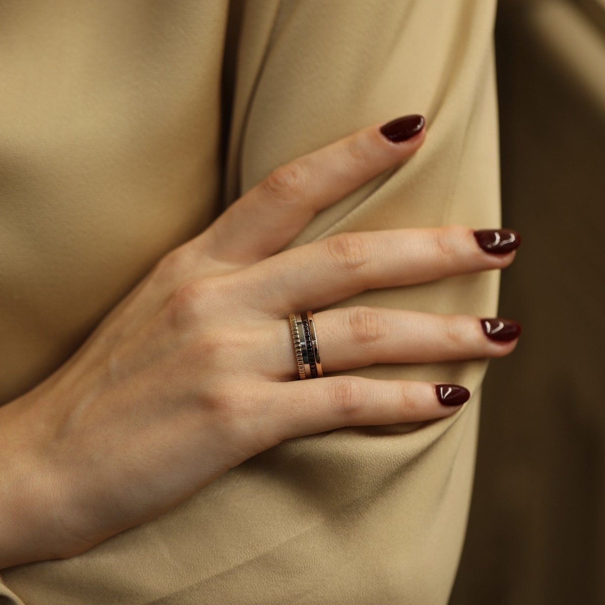 Bague Alliance BOUCHERON "Quatre Small" en or jaune - Castafiore