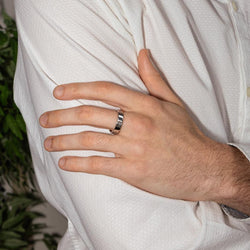Bague Alliance CARTIER "Love" en or blanc - Castafiore