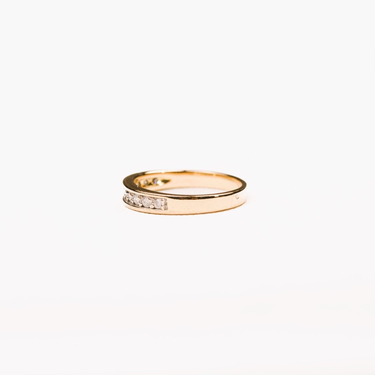 Bague Alliance demi - tour diamants en or jaune - Castafiore