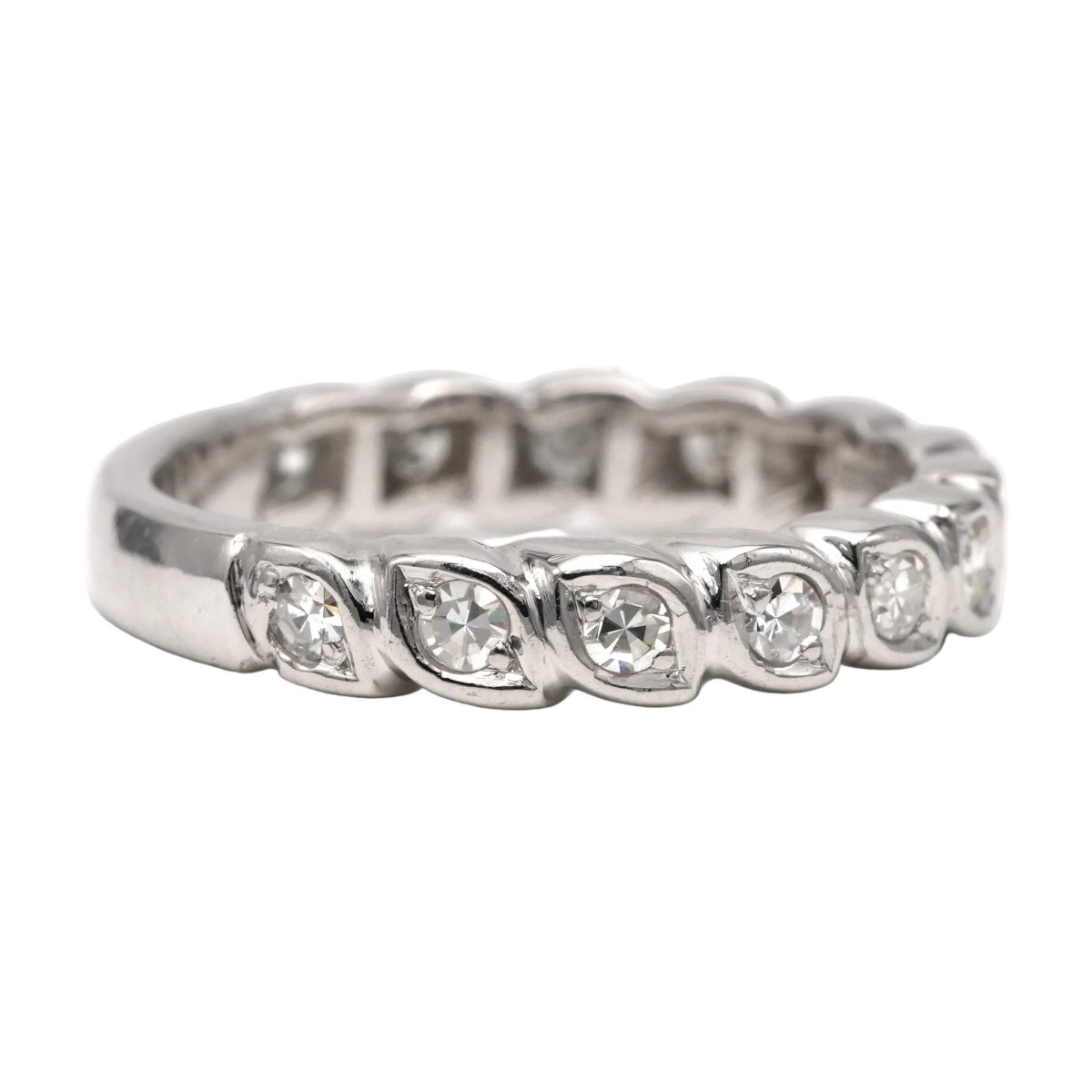 Bague Alliance en or blanc et diamants - Castafiore