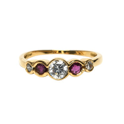 Bague Alliance en or jaune, rubis et diamants - Castafiore