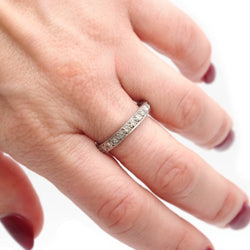 Bague Alliance en platine et diamants - Castafiore