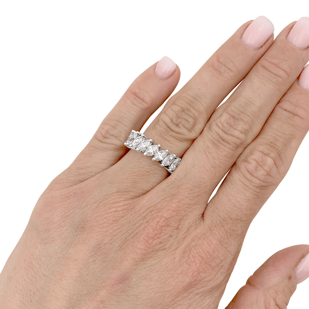 Bague Alliance en platine et diamants - Castafiore
