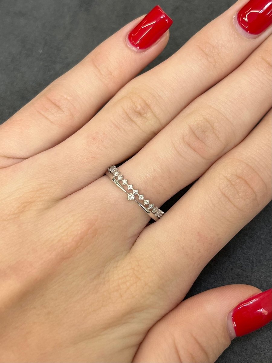 Bague alliance or blanc et diamants 0,12 ct - Castafiore