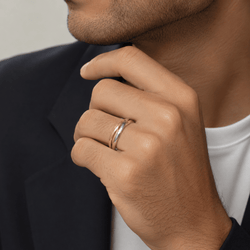 Bague Alliance "Trinity" en or blanc, or jaune et or rose - Castafiore