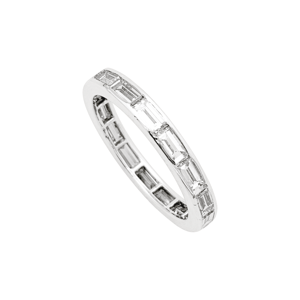 Bague Alliance VAN CLEEF & ARPELS "Romance" en platine et diamants - Castafiore