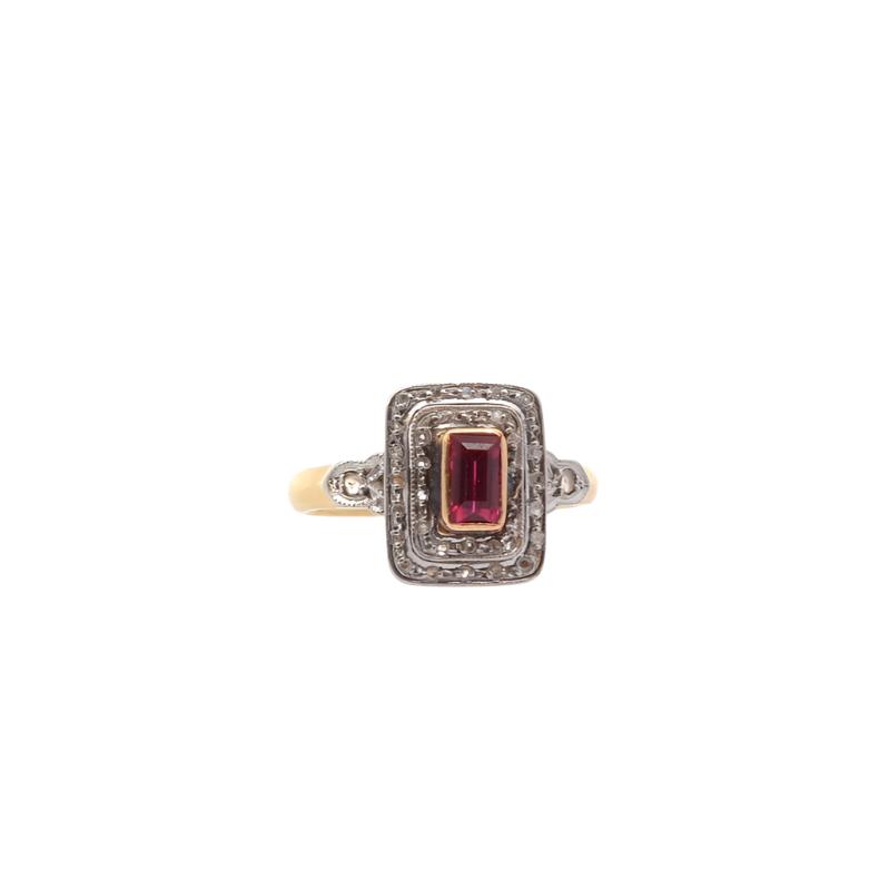 Bague ancienne 1920 rubis synthétique et diamants - Castafiore