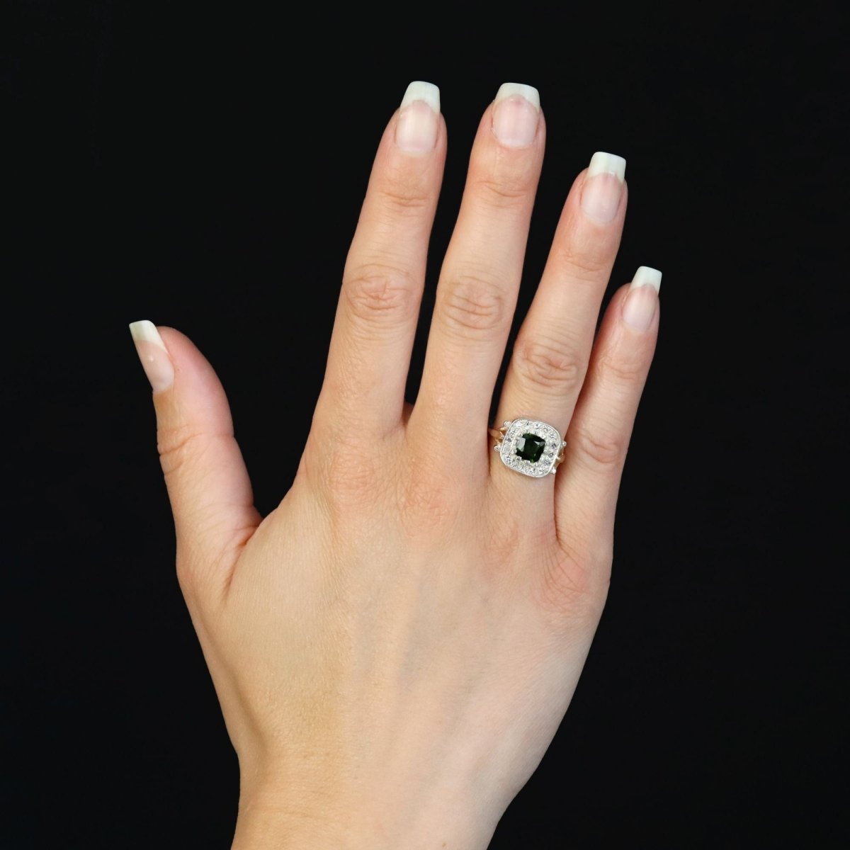 Bague ancienne en or jaune et argent avec péridot et diamants - Castafiore
