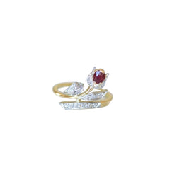 Bague Ancienne Fleur Rubis et Diamants - Castafiore