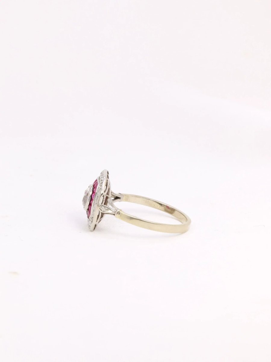 Bague Art Deco diamants taille ancienne rubis calibrés - Castafiore