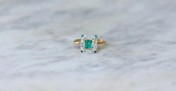 Bague Art Déco Emeraude et diamants - Castafiore