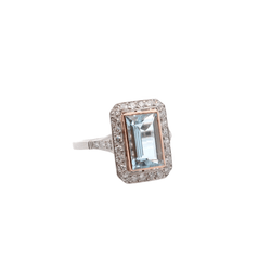 Bague Art déco en or, platine, aigue - marine et diamants - Castafiore