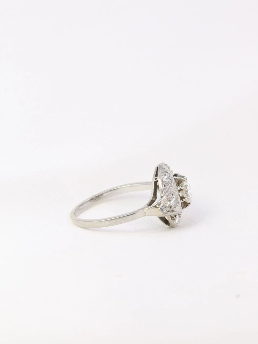 Bague Art - Déco en platine et diamants - Castafiore
