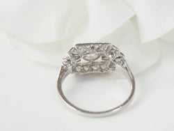Bague Art Déco en platine et diamants - Castafiore