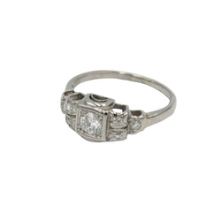 Bague Art Déco en platine et diamants - Castafiore