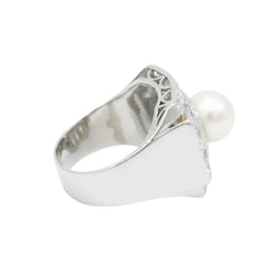 Bague Art Déco en platine, perle de Culture et diamants - Castafiore