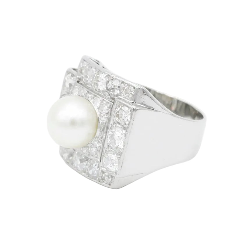 Bague Art Déco en platine, perle de Culture et diamants - Castafiore