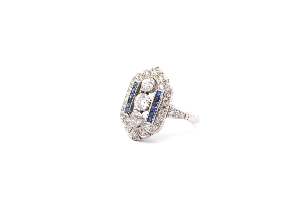 Bague Art déco en platine, saphirs et diamants - Castafiore