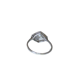 Bague Art Déco Hexagonale Diamants et Platine - Castafiore