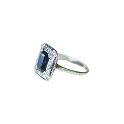 Bague Art Deco Saphir Synthétique Octogonale et Diamants