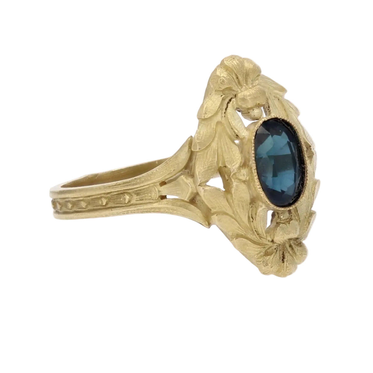 Bague Art Nouveau en or jaune et saphir - Castafiore