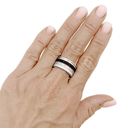 Bague Bandeau BOUCHERON "Quatre Black Édition Large" en or blanc et diamants - Castafiore