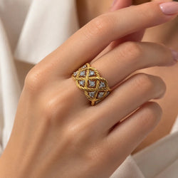 Bague Bandeau BUCCELLATI "Éternelle Étoilée" en or blanc, or jaune et diamants - Castafiore