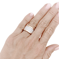 Bague Bandeau BULGARI "B.Zero1" GM en or rose et céramique - Castafiore