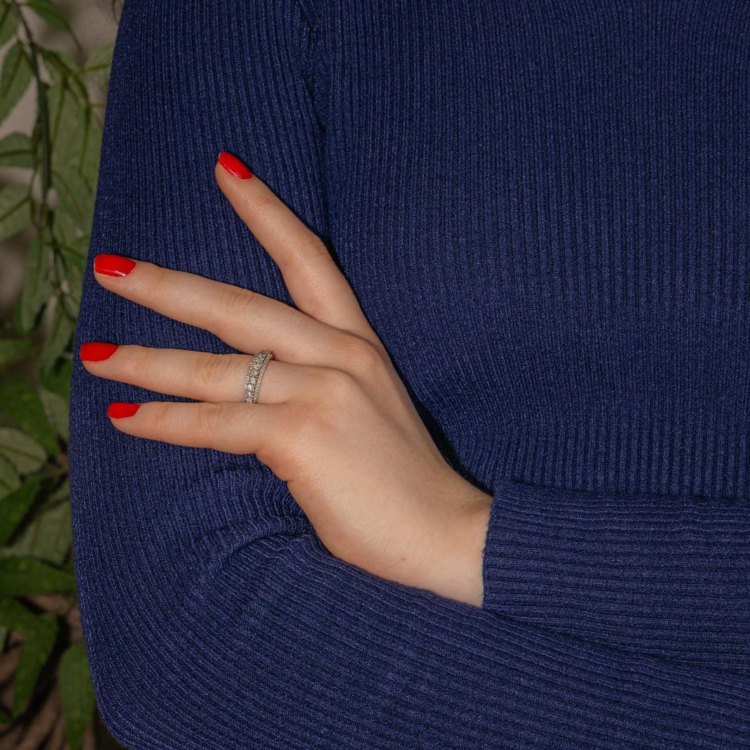 Bague Bandeau en or blanc et diamants - Castafiore
