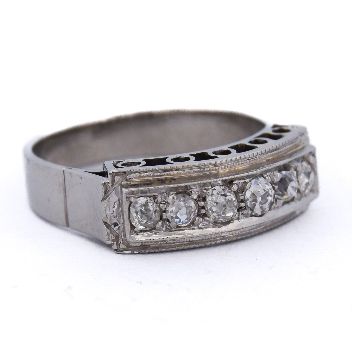 Bague Bandeau en or blanc et diamants - Castafiore