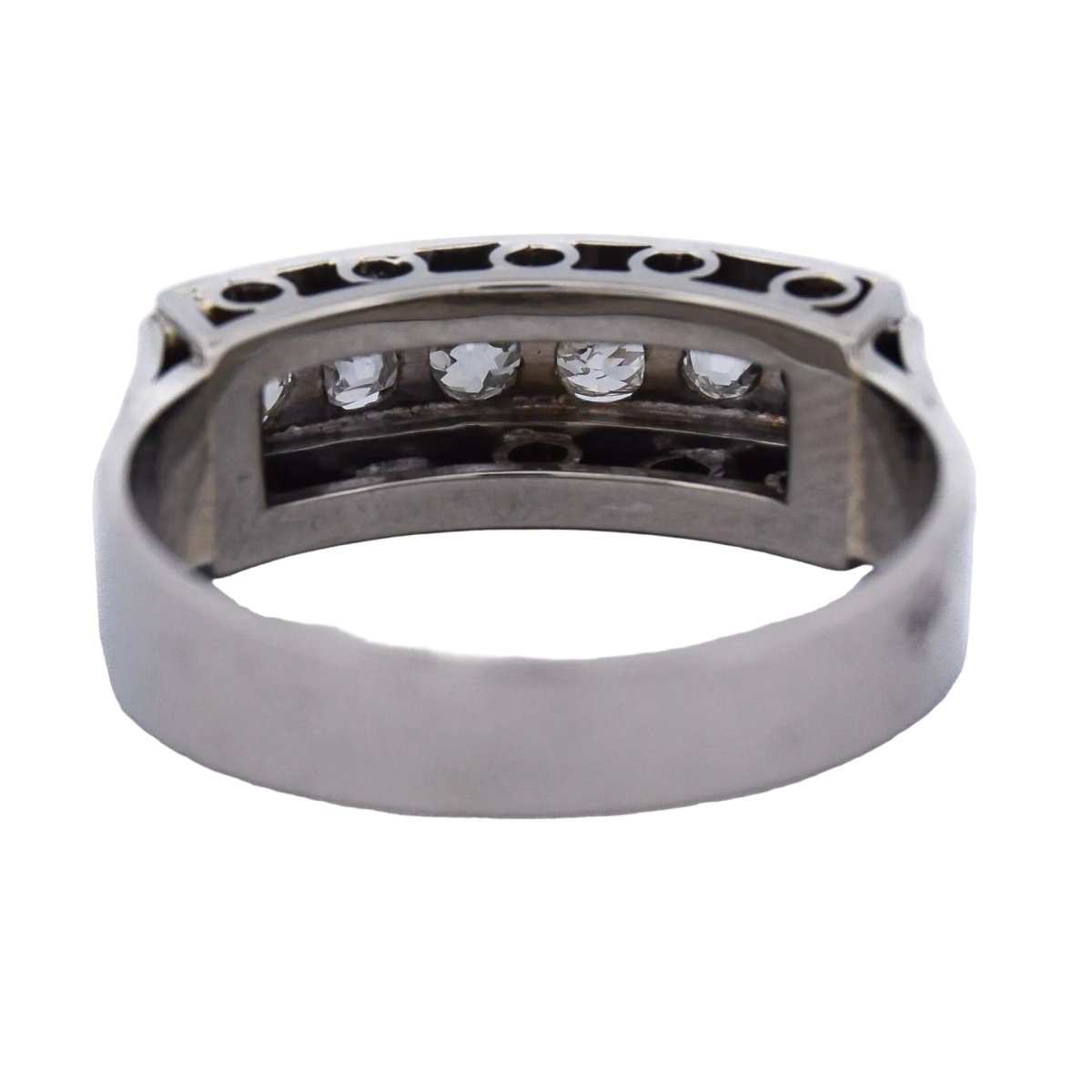 Bague Bandeau en or blanc et diamants - Castafiore