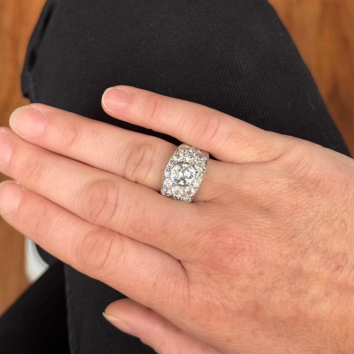 Bague Bandeau en or blanc et diamants - Castafiore