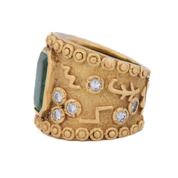 Bague Bandeau en or jaune, émeraude et diamants - Castafiore