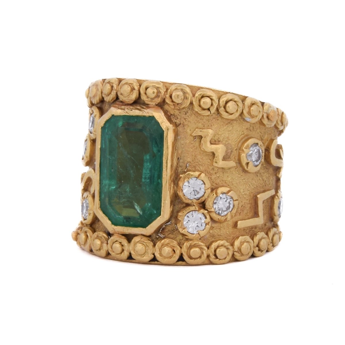 Bague Bandeau en or jaune, émeraude et diamants - Castafiore