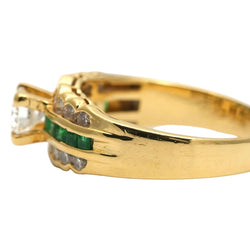 Bague Bandeau en or jaune, émeraudes et diamants - Castafiore