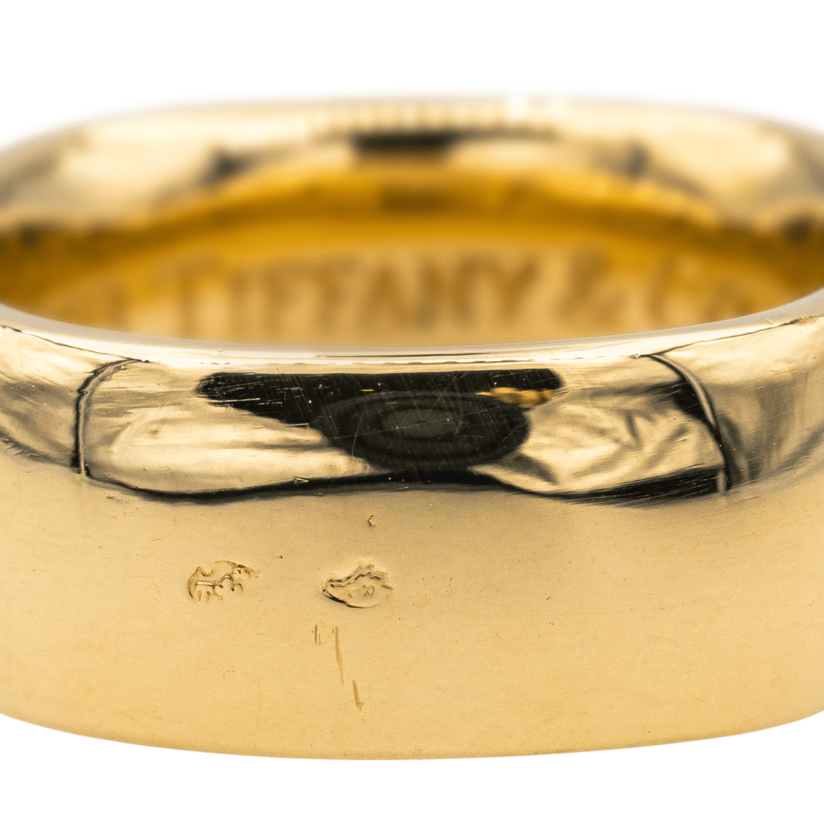 Bague Bandeau TIFFANY & CO. "Carrée à Coussin" en or jaune - Castafiore
