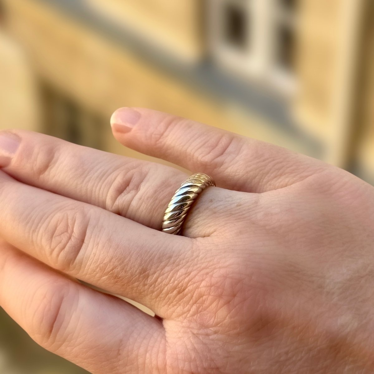 Bague BOUCHERON en or blanc - Castafiore