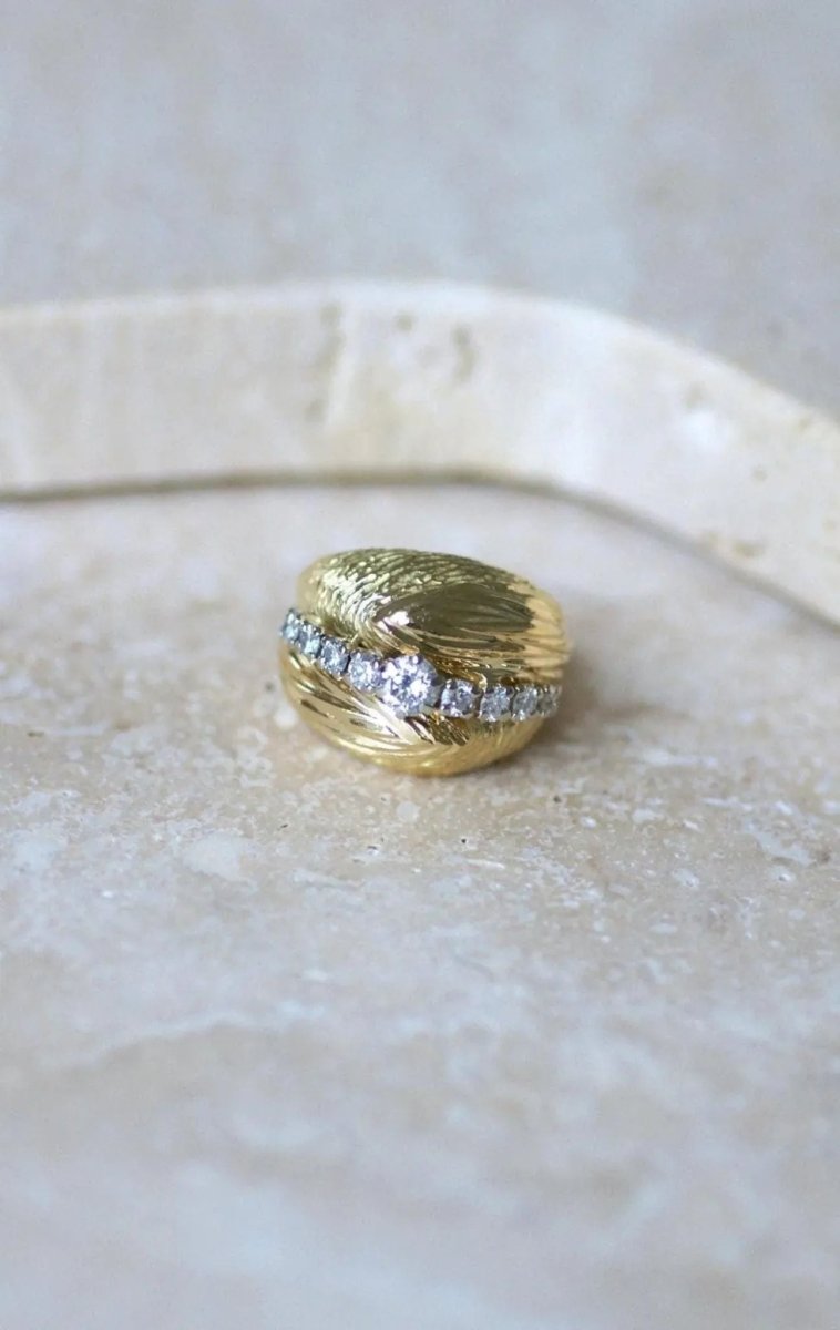 Bague Boule Diamants sur Or jaune années 60 - Castafiore