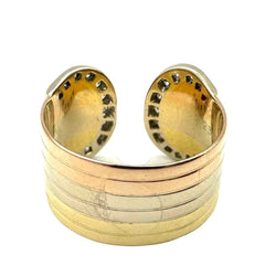 Bague CARTIER "Double C" en or blanc, or jaune, or rose et diamants - Castafiore