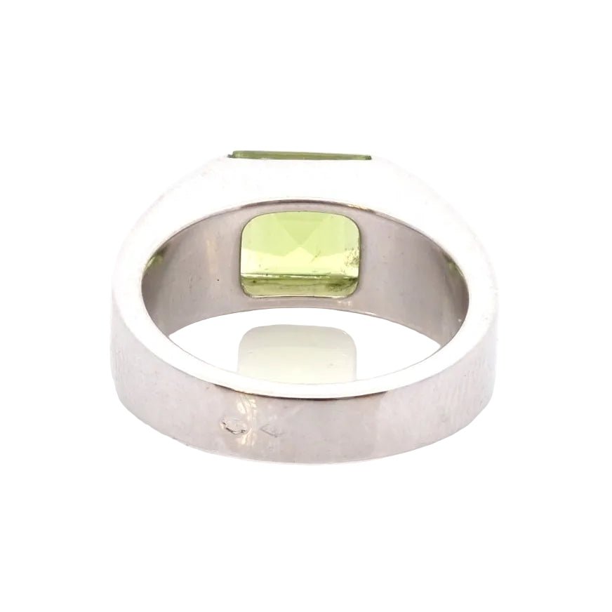 Bague CARTIER "Tank" en or blanc et péridot - Castafiore