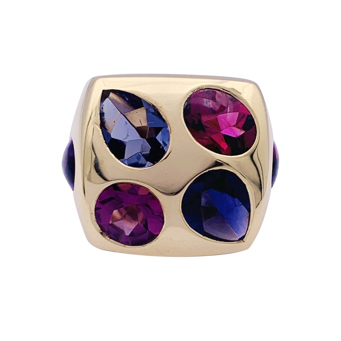 Bague CHANEL "Chevalière" en or jaune et pierres de couleur - Castafiore