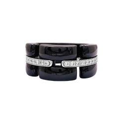 Bague CHANEL "Ultra" en or blanc, céramique noire et diamants - Castafiore