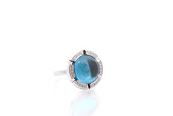 Bague CHAUMET "Class One Croisière" en or blanc, topaze et diamants - Castafiore