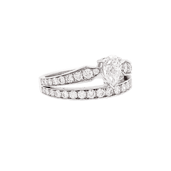 Bague CHAUMET "Joséphine Diadème" en or blanc et diamants - Castafiore