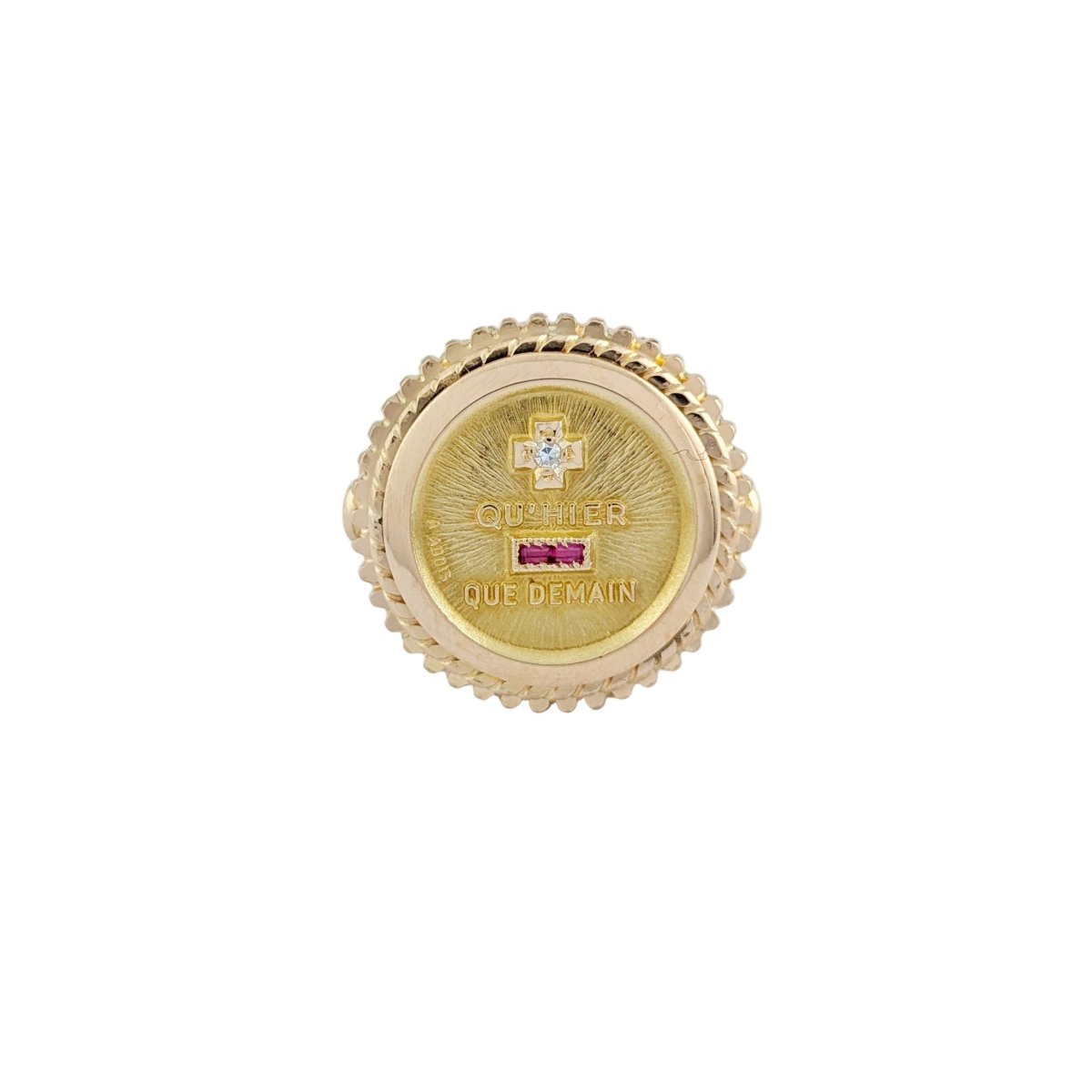 Bague Chevalière AUGIS en or jaune, rubis et diamant - Castafiore