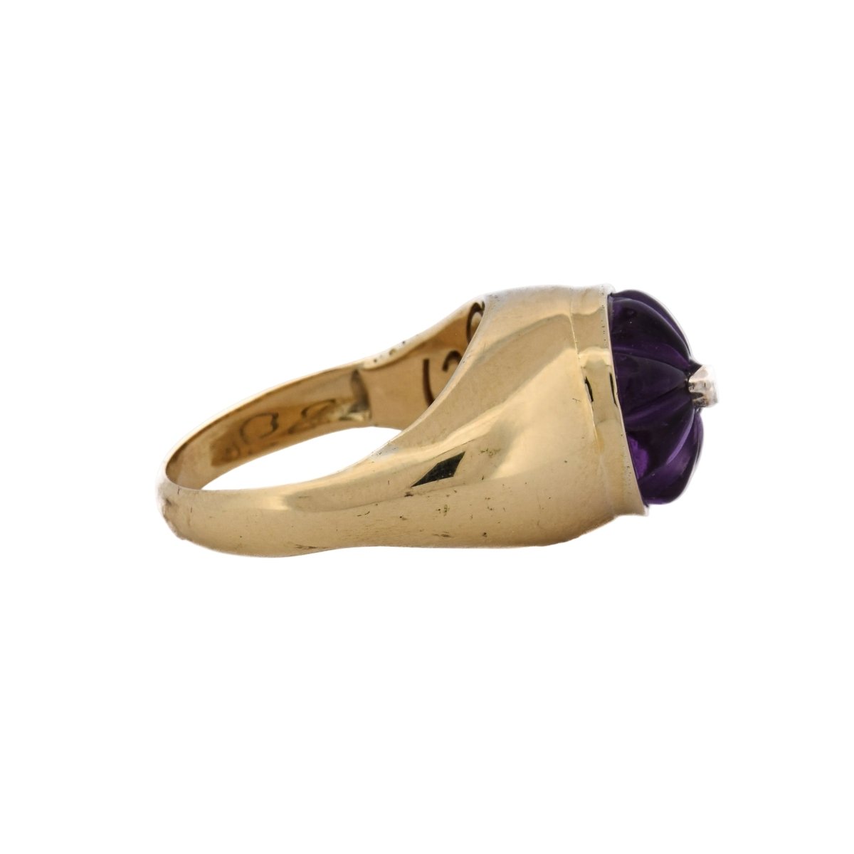 Bague Chevalière en or jaune, améthyste et diamant - Castafiore