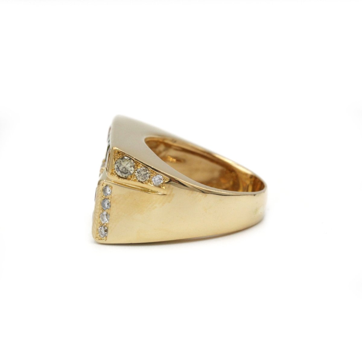 Bague Chevalière en or jaune, saphirs et diamants - Castafiore