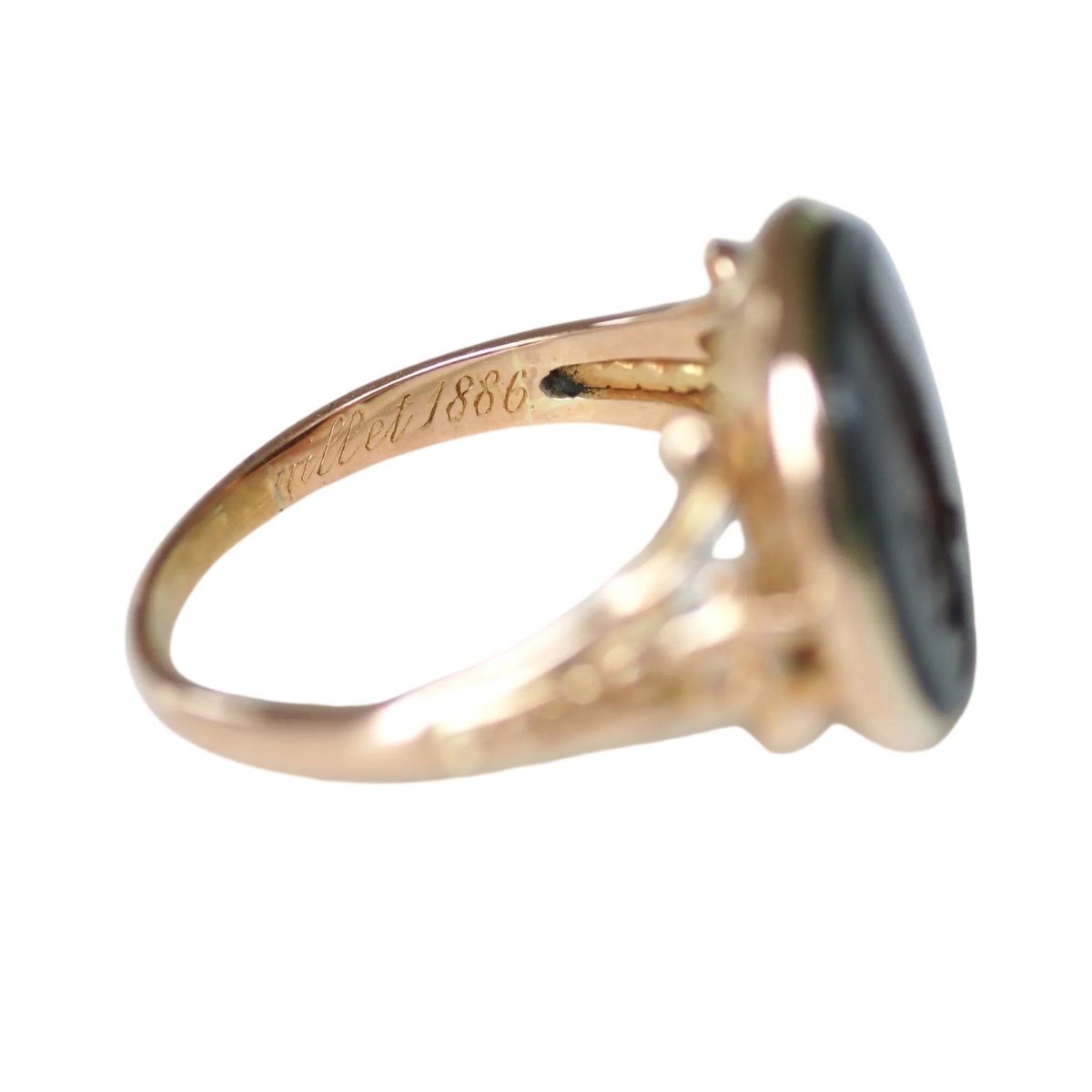 Bague Chevalière en or rose et cornaline - Castafiore