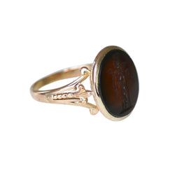 Bague Chevalière en or rose et cornaline - Castafiore