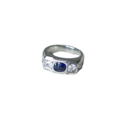 Bague Chevalière en platine, saphir, et diamants - Castafiore